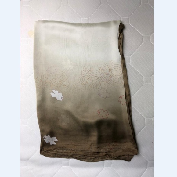 Chanel Silk CC Scarf - Picture 4 of 4